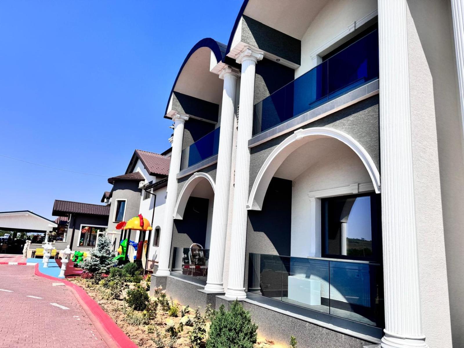 Hanul Domnesc Imperial Hotel & Spa Călan エクステリア 写真