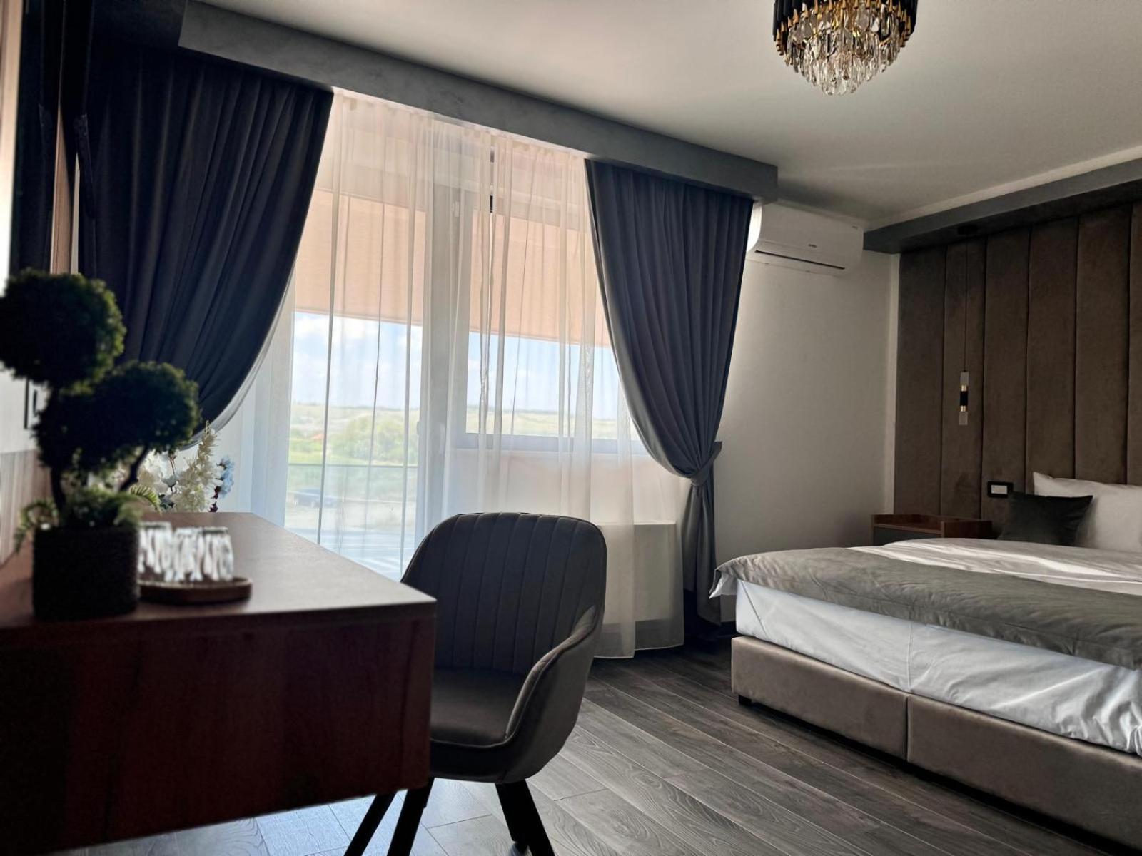 Hanul Domnesc Imperial Hotel & Spa Călan エクステリア 写真