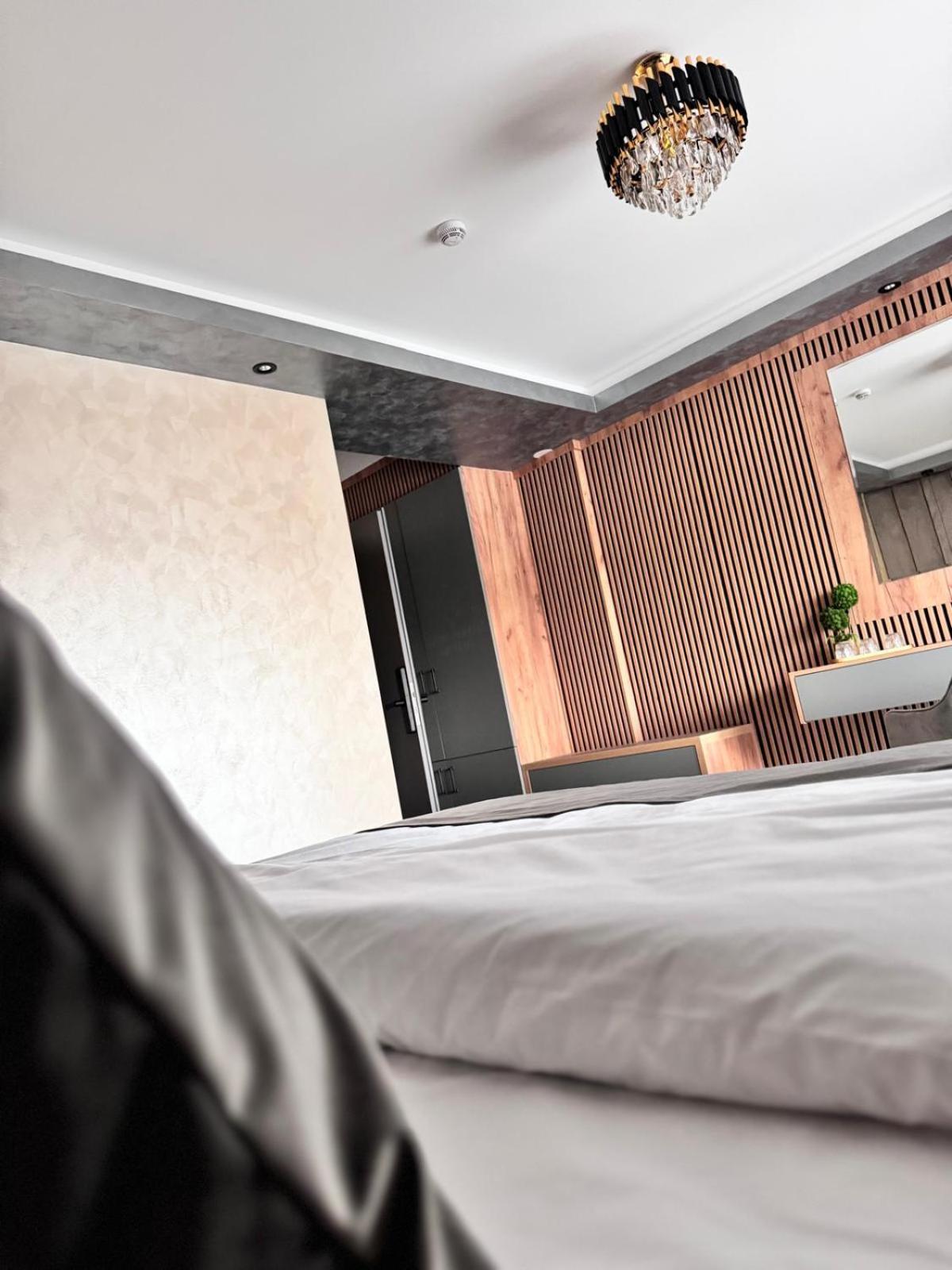 Hanul Domnesc Imperial Hotel & Spa Călan エクステリア 写真
