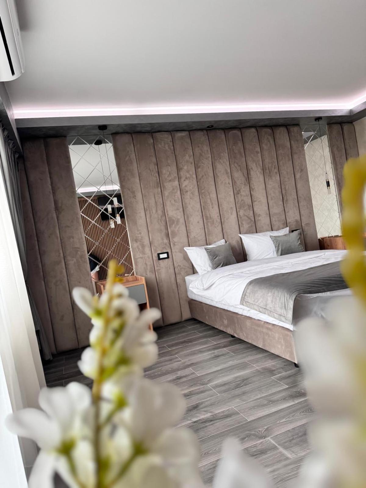 Hanul Domnesc Imperial Hotel & Spa Călan エクステリア 写真