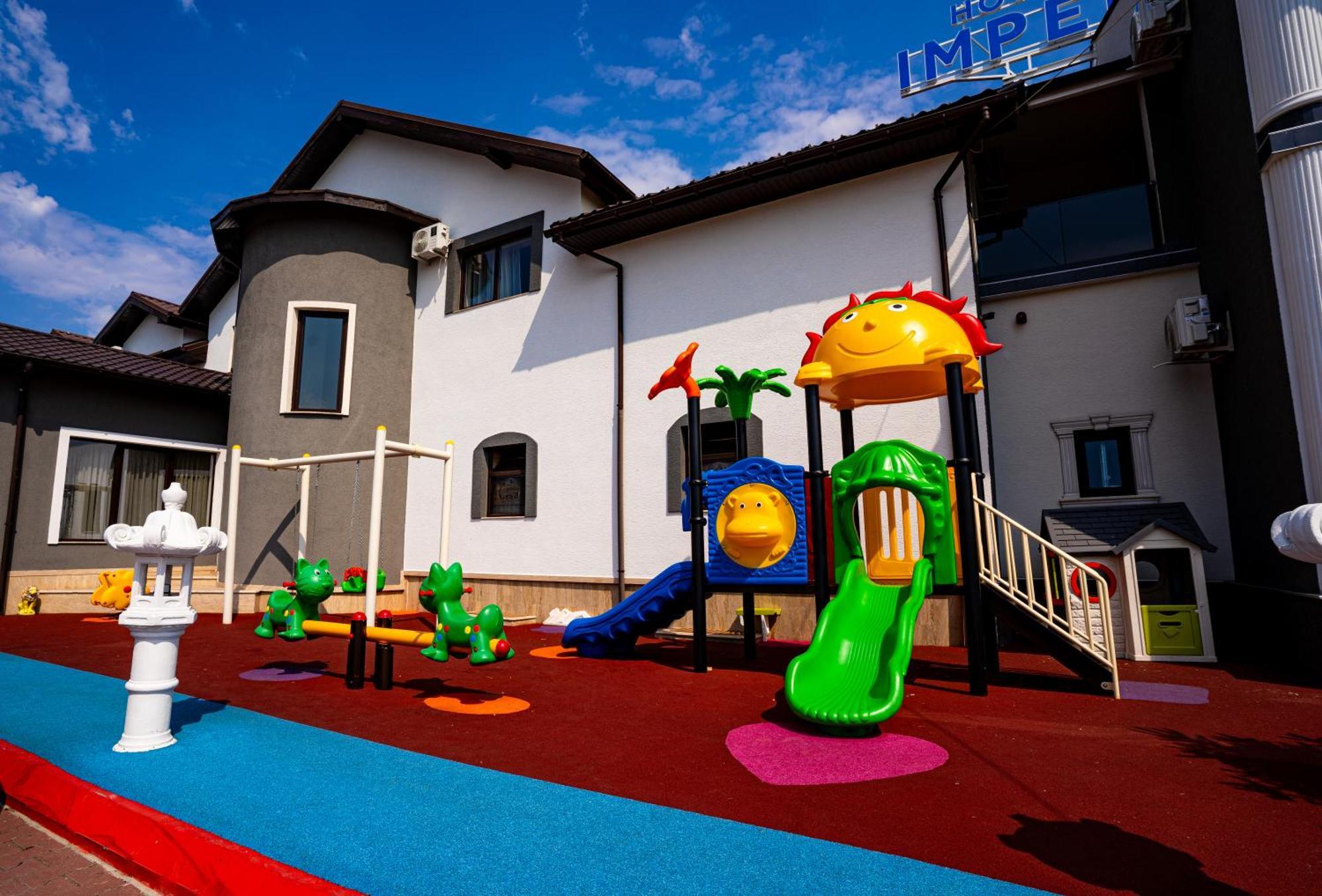 Hanul Domnesc Imperial Hotel & Spa Călan エクステリア 写真