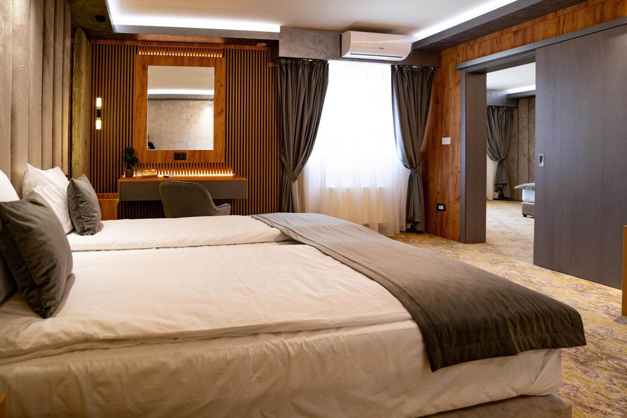 Hanul Domnesc Imperial Hotel & Spa Călan エクステリア 写真